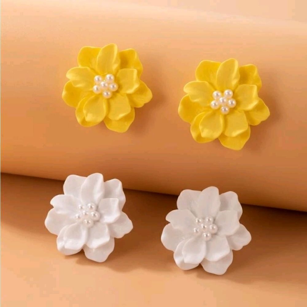 3 For 26 - Flower Stud Earrings - 2 Pairs
